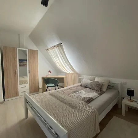 홈스테이 Gruennest 하프슈타트